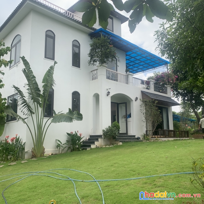 **** chính chủ cần bán nhà biệt thự 3 tầng cư yên -lương sơn -hoà bình có bể bơi