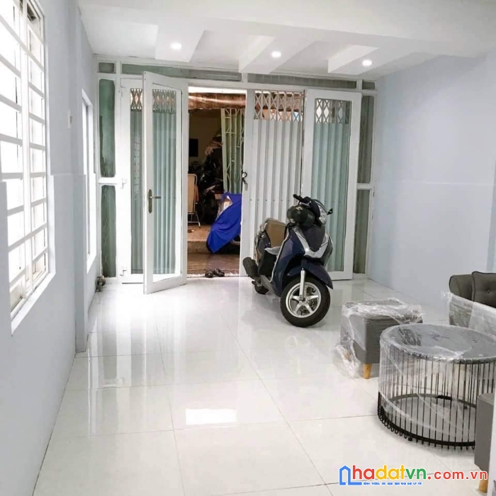 Hẻm xe hơi - lô góc - 2 tầng - 44m2 - 2 phòng ngủ - hoàn công đầy đủ