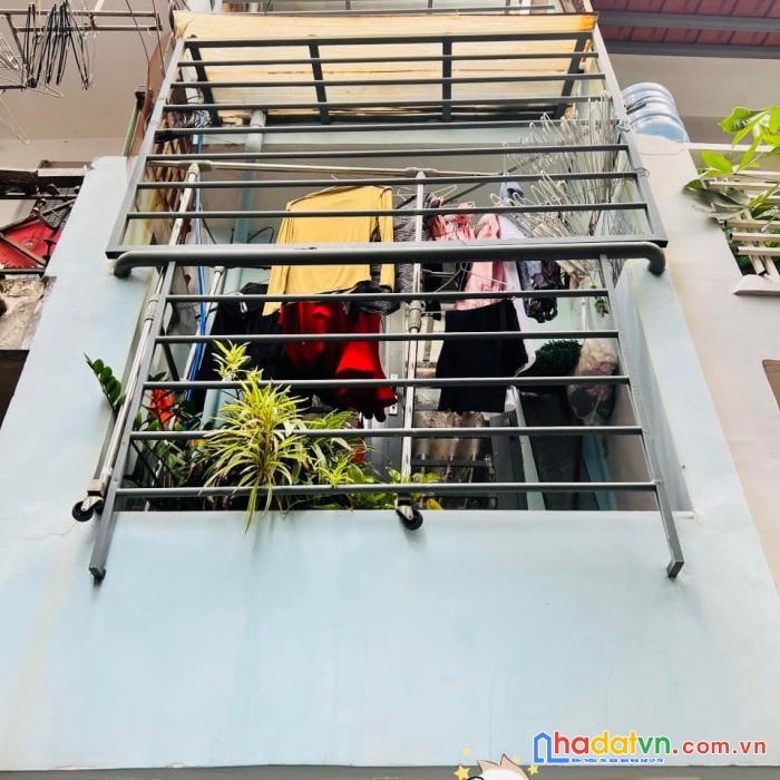 Chỉ 1.49 tỷ, hẻm 4m, 3 tầng, sổ nở hậu, nguyễn kiệm, gò vấp.