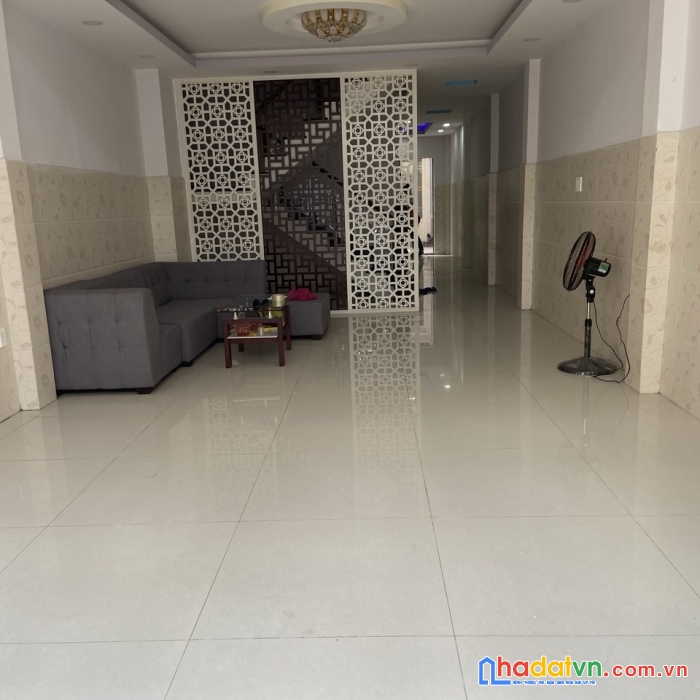 Hàng hot !! mt 190 trịnh đình trọng, p. pt, quận tân phú.