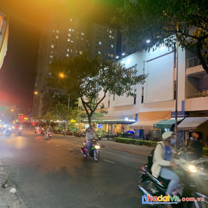 Nhà phan huy ích- hẻm xe hơi trước cổng 52m2 chỉ 3.7 tỷ