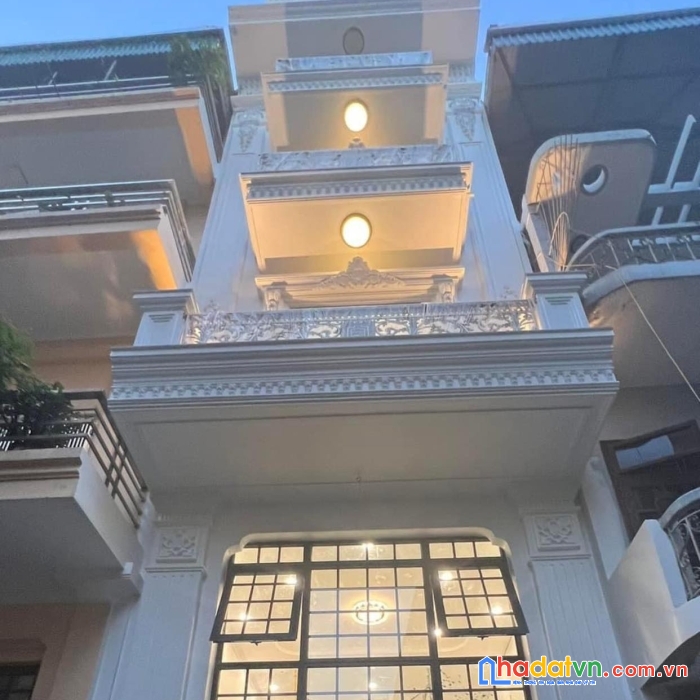 Bán nhà khu vip phân lô hàng không - nguyễn văn cừ 55m2 - ô tô 7 cửa - thông tứ phía