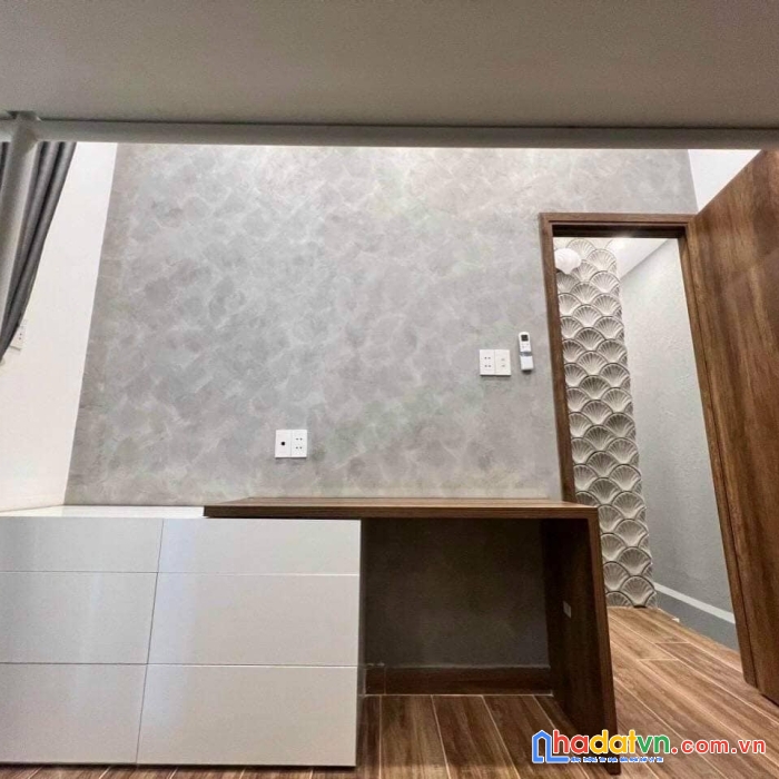 Nhà mặt tiền quận 12. 4 tầng 90m2. 200m nguyễn ảnh thủ hóc môn.