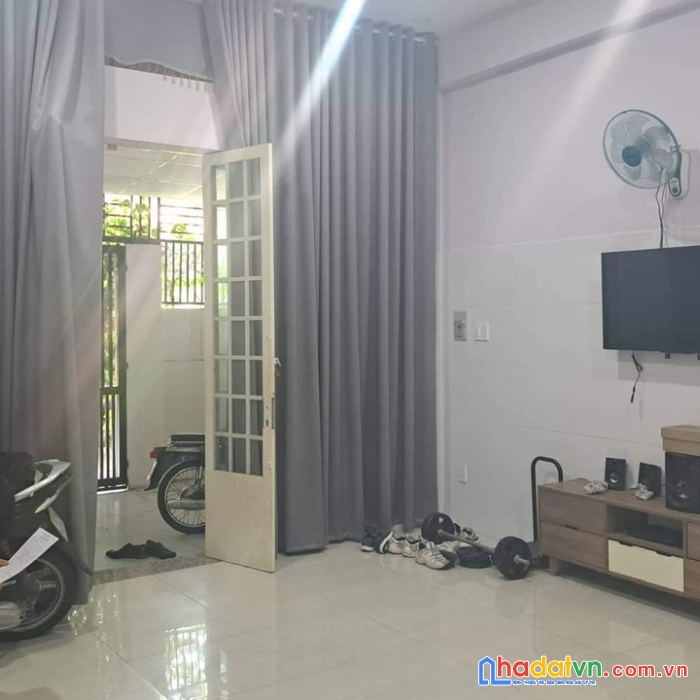 Nhà ngộp bank nguyễn văn quá hxh q12, 99m2 chỉ 3.75 tỷ.