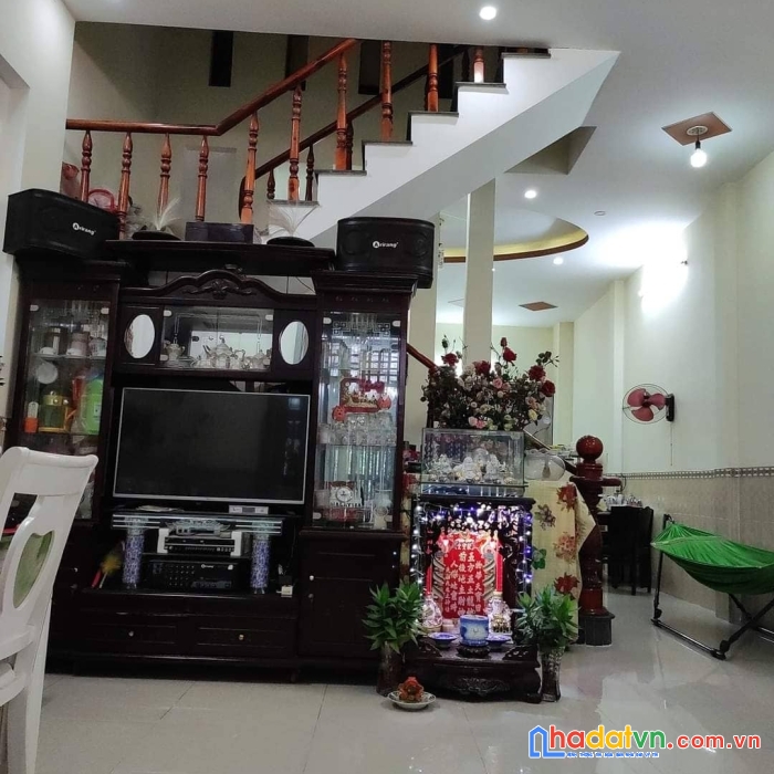 Chủ ngộp nặng - tô ký - hóc môn - 85m2 - hẻm 8m.