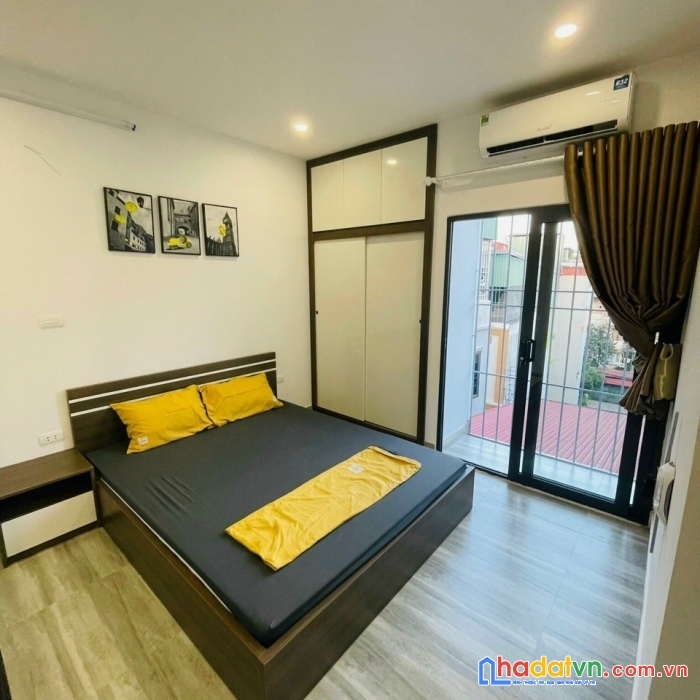Bán nhà gia thụy ,lô góc thoáng sáng,6t,gara,thang máy,hơn 10 tỷ.