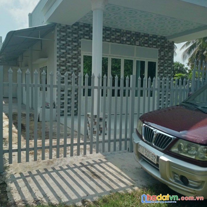 Cần bán nhà vị trí đẹp tiềm năng cao