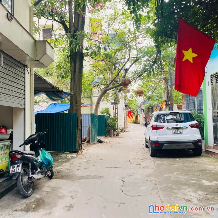 Bán nhà đường đông thiên, hoàng mai, 42m2 cực đẹp.