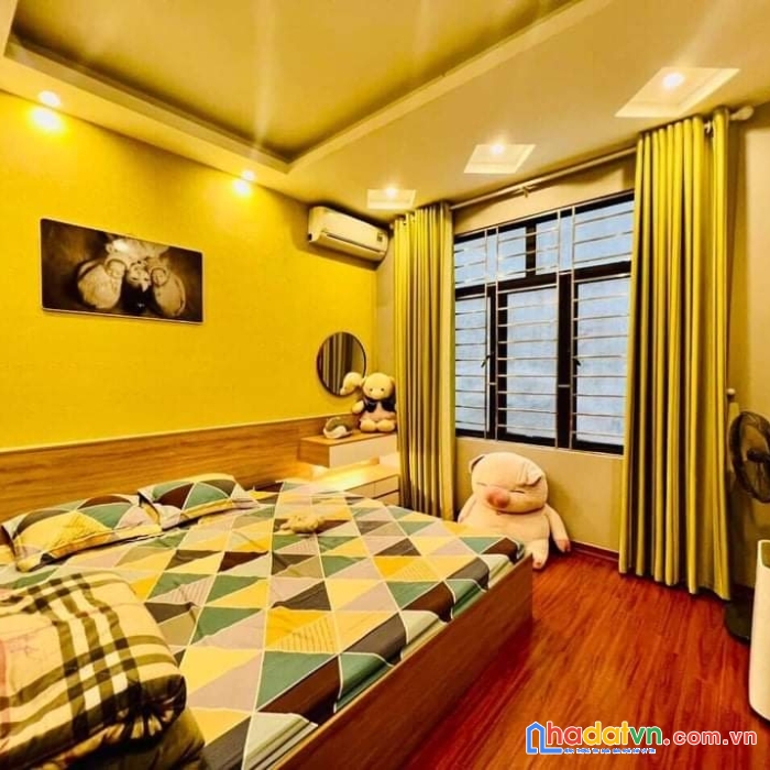 Bán nhà phố lương định của: 45m2*5 tầng, mt 5.5m, sát chợ, ngõ thông, 50m ra ô tô, 6 tỷ