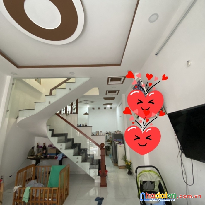 Bán nhà 44m chỉ 4.25 tỷ ngay chợ phạm văn bạch p15 tân bình