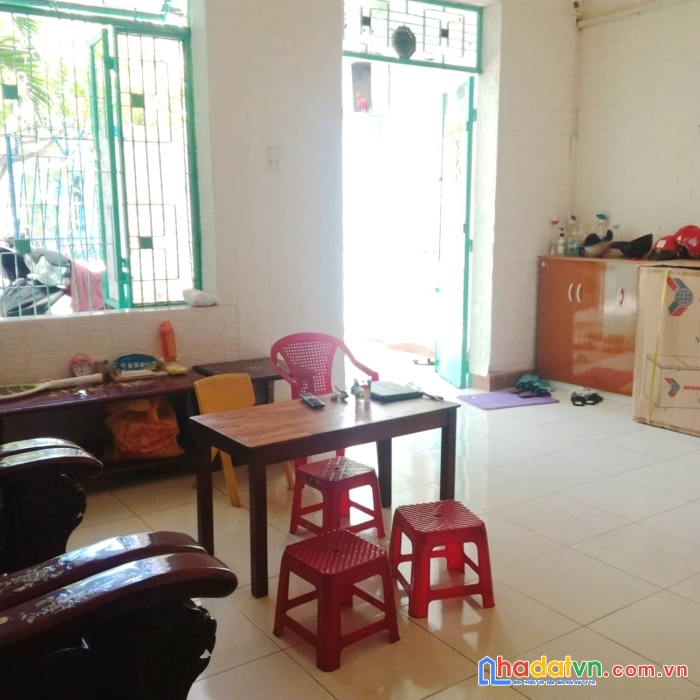Bán nhà mặt tiền vũ tông phan, sơn trà, gần bãi tắm mân thái, dt 127m2 - giá chỉ 4.64tỷ tlcc.