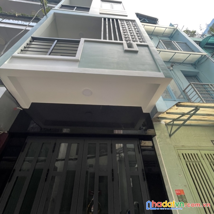 Hộ khẩu quận 1 dt 4x16m t4 tầng giá 14.4 tỷ tl hẻm xe hơi vô tận nhà