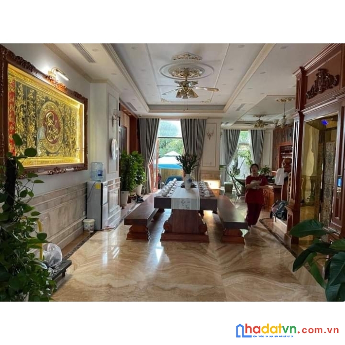 Cần bán gấp biệt thự siêu đẹp gần aeon mail tân phú