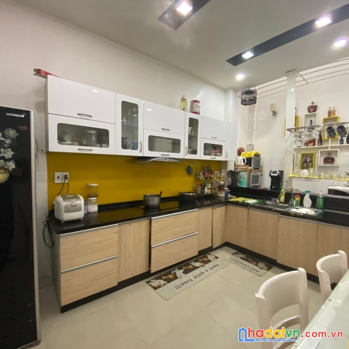 Bán nhà đường gò dầu tân phú , 4,2 x18m 4 tầng nhỉnh 9 tỷ