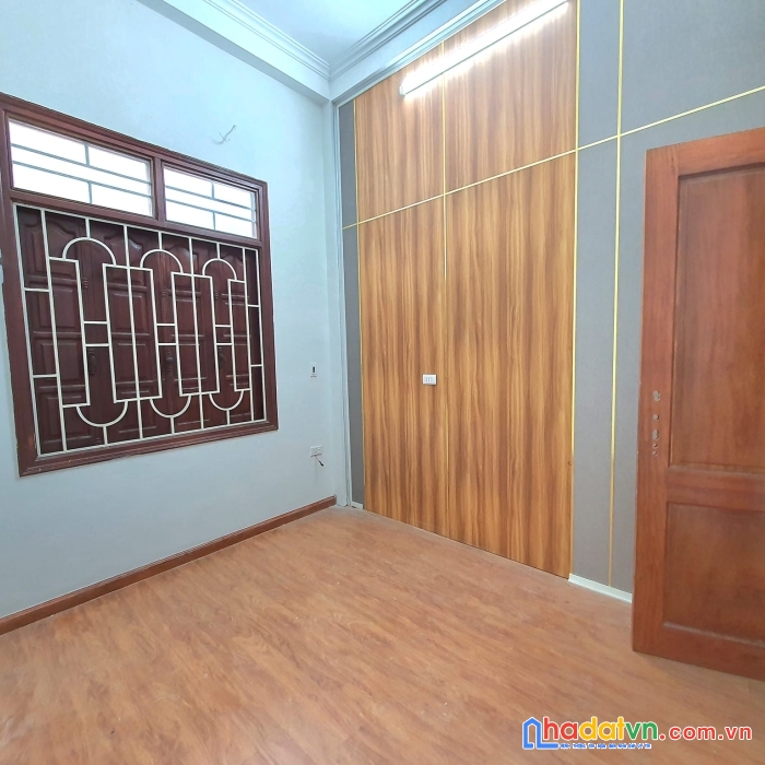 Nhà đẹp. 2 thoáng, ô tô đỗ cửa,  văn quán hà đông. 32mx4t. giá 3,6 tỷ.