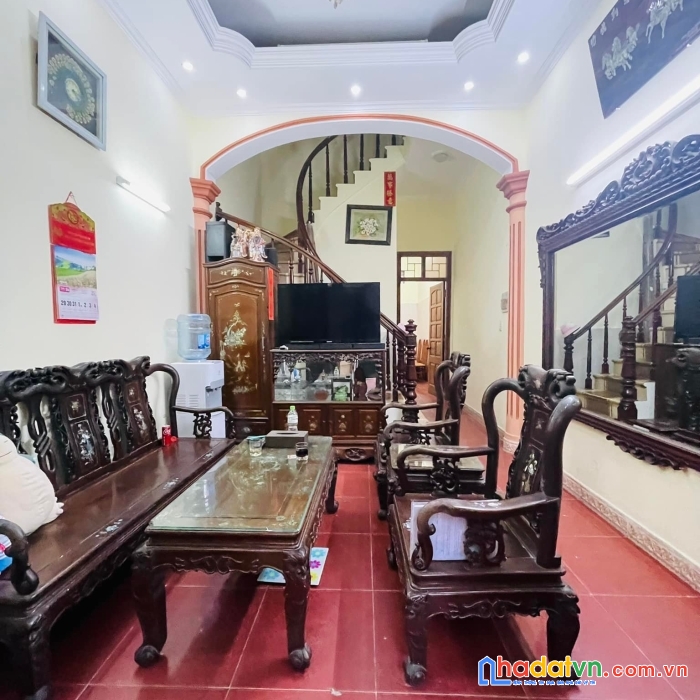 Hoàng văn thái- 36m – một nhà ra phố - ngõ thông – ô tô – kinh doanh – 5.1 tỷ lh 0975124520
