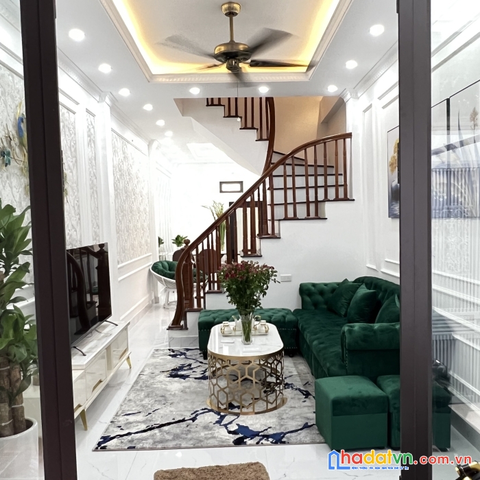 4 tỷ - nhà phố mai dịch 40m2 – 4 tầng – nhà rất mới – ngõ rộng – thoáng trước sau – gần phố – gần