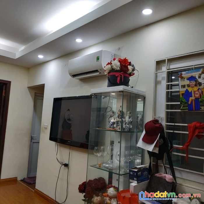 Bán nhà lô góc từ liêm: diện tích 35m2 x 5 tầng, mt 4.5m, giá 4.45 tỷ