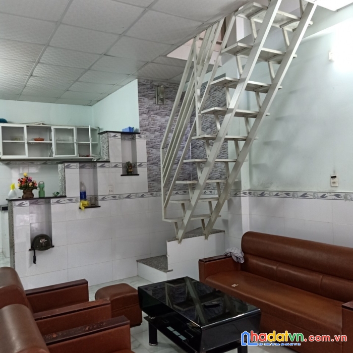 Bán nhà hẻm ô tô tô hiến thành,p15, quận 10 35m2, 4,2 tỷ