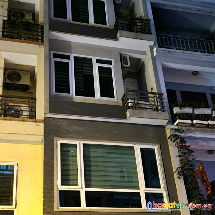 Bán nhà hồ tây - phân lô-ô tô tránh - 56m2 – 23.5 tỷ.