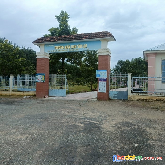 Bán đất thổ cư khu tân lợi, gần kcn becamex đồng phú.
diện tích 150 - 250m2 thổ cư 100%.
giá bán