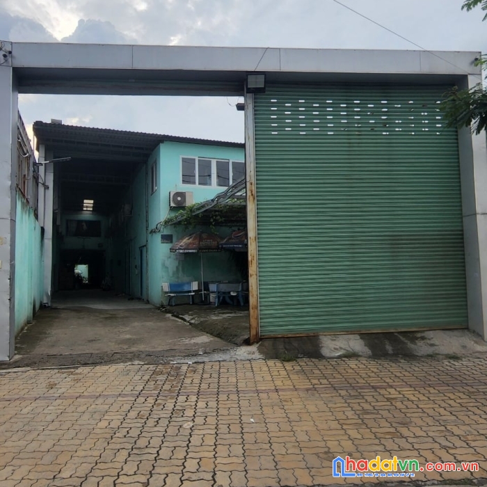 Chủ ngộp ngân hàng cần bán gấp nhà xưởng phường tân tạo a bình tân. sát kcn tân tạo.