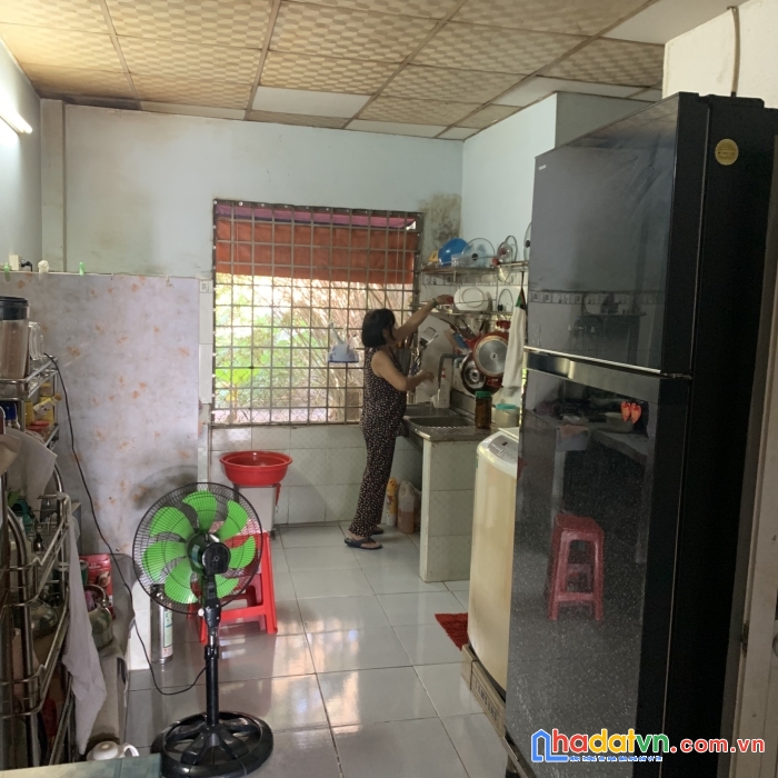 Chính chủ cần bán nhà hẻm xe 3 gác vị trí đẹp tại hóc môn tp hồ chí minh địa chỉ: