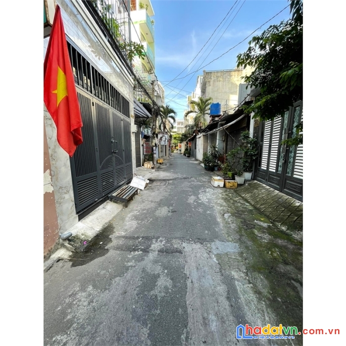 Bán nhà 3 tầng, 65m2, cống lở, đường nhựa 6m, nhỉnh 5 tỷ