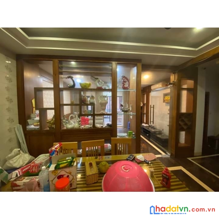 Bán biệt thự tại trung tâm tây hồ, views mặt hồ 500m2, chỉ hơn trăm tỷ. 0589593999