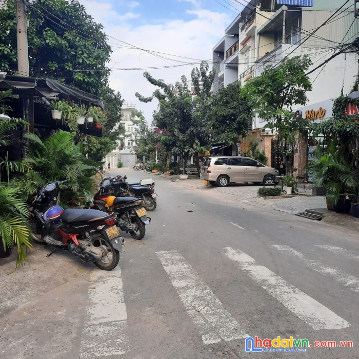 Bán chdv 26 phòng, phạm văn chiêu, gò vấp, ngang 5m, 139 m2,6 tầng, 65 triệu,tháng