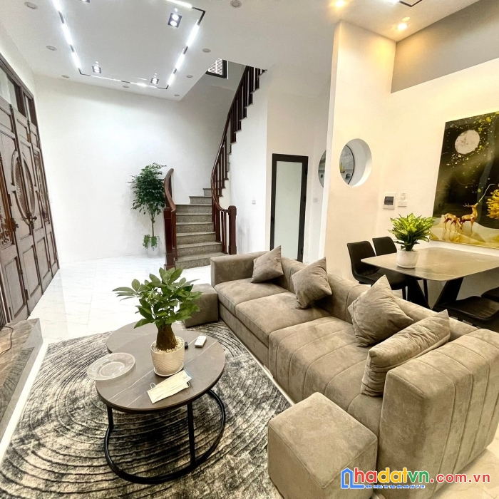 Bán nhà ngọc lâm 46m, 4 tỷ 9 sáng mới lung linh, tiện ích ngập tràn