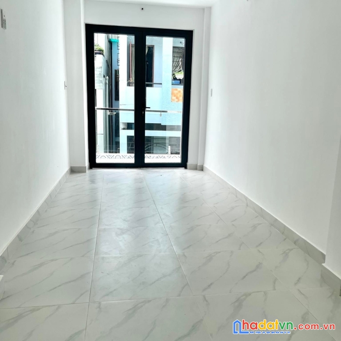 Mặt tiền quận phú nhuận tổng 84m2 - 3 lầu - nhỉnh 6.2 tỷ.