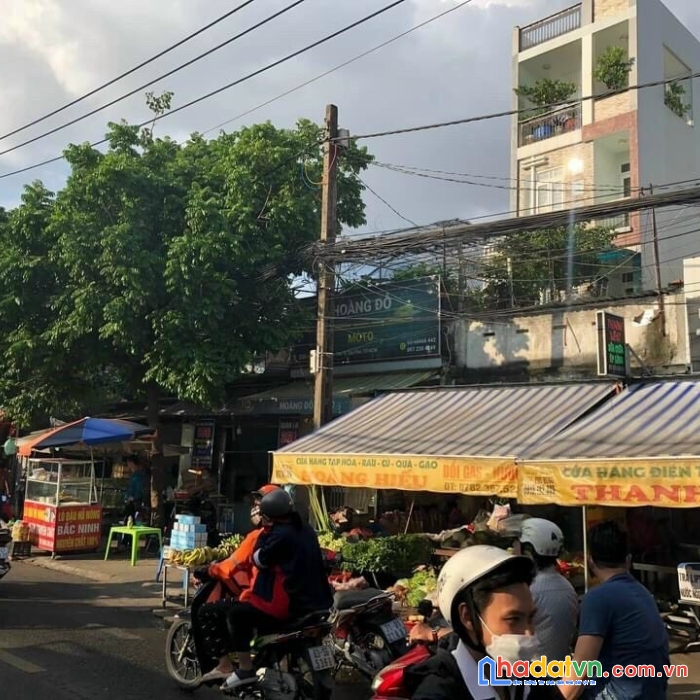 Cần bán nhà mặt tiền vị trí đẹp tại thành phố hồ chí minh
