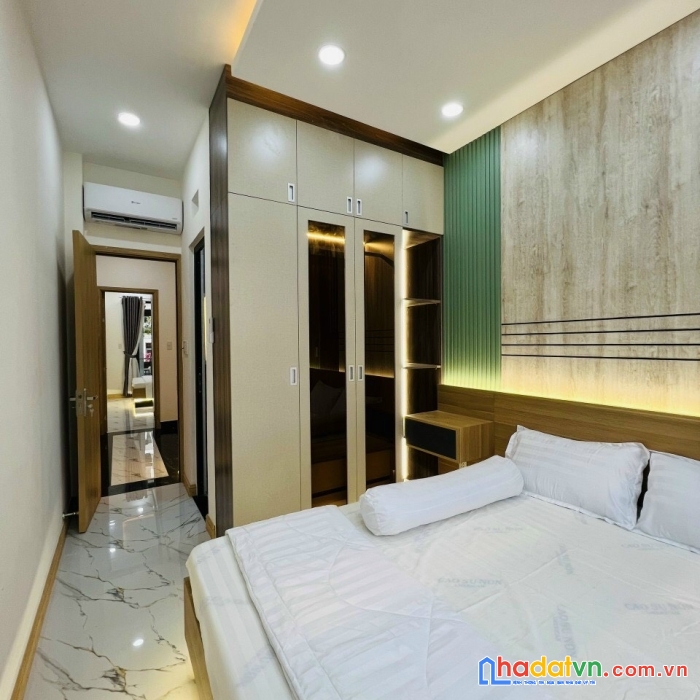 Nội thất đẹp, nguyễn văn đậu, 3.2 x 14m, 3 lầu, 4pn, phú nhuận, dt 44m², giá 5.2 tỷ