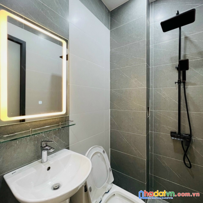 Nội thất đẹp, chế lan viên, 3.2 x 14m, 3 lầu, 4pn, tân phú, dt 44m², giá 5.2 tỷ