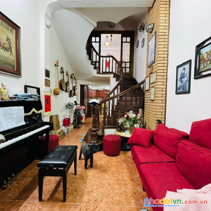 Bán nhà phố hạ đình quận thanh xuân 35m ra mặt phố ngõ rộng gần trường chợ 42m2 - 5.2 tỷ