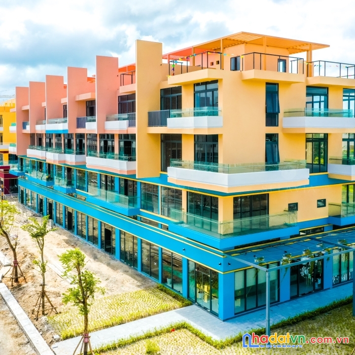 Bán shophouse 2 mặt tiền - view biển - cđt vận hành cho thuê 7 năm