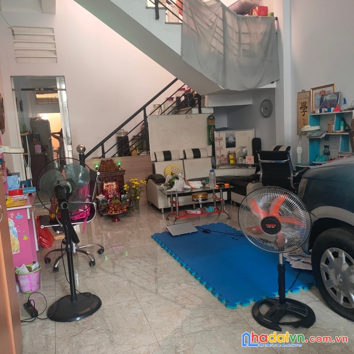 Hà huy giáp 100m2 hẻm nhựa 1 trục, ngay bến xưa