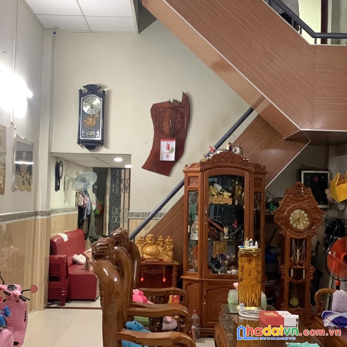 Bán gấp nhà hxh bờ bao tân thắng -64m2- 3 tầng - 6 tỷ tl