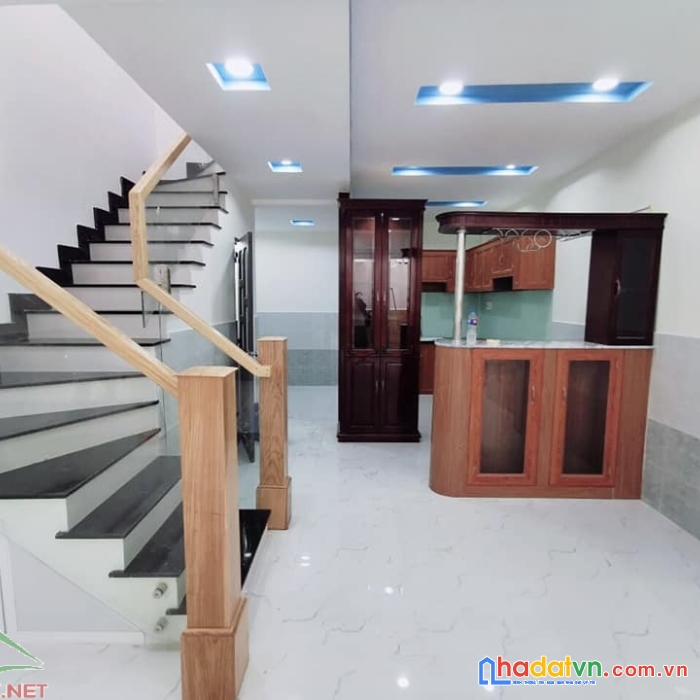 Bán nhà phú nhuận 45m2 hxh đỗ cổng – sát mặt tiền – giá tốt nhất chỉ 4.25 tỷ.
