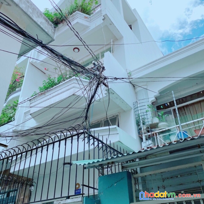 Bán nhà hxh  gần  mặt tiền bạch đằng  bình thạnh  56m2, 4 tầng, nhĩnh 5 tỷ