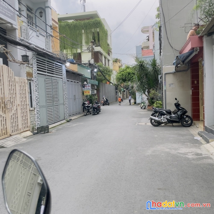 Bán nhà đường nguyễn trọng tuyển, tân bình. 60m2, 3 tầng giá 7 tỷ