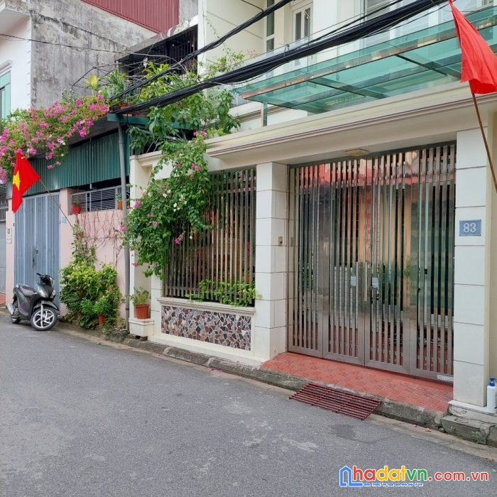 Bồ đề, long biên - nhà 5 tầng mới ở luôn - dt 75 m2, gara oto.giá 11,5 tỷ.