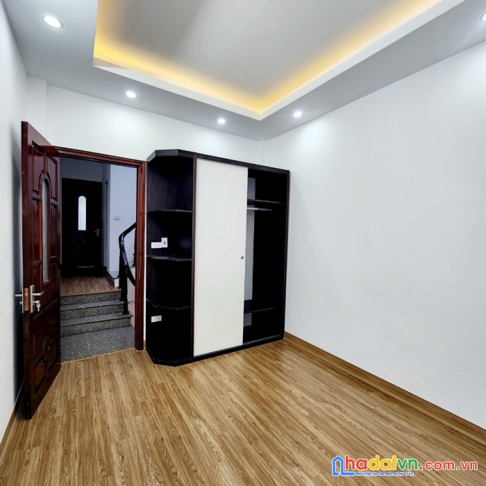 Hiếm! cc bán nhà văn quán, căn góc 2 mặt thoáng vĩnh viễn, cách đường ô tô tránh 10m, giá 4.65 tỷ