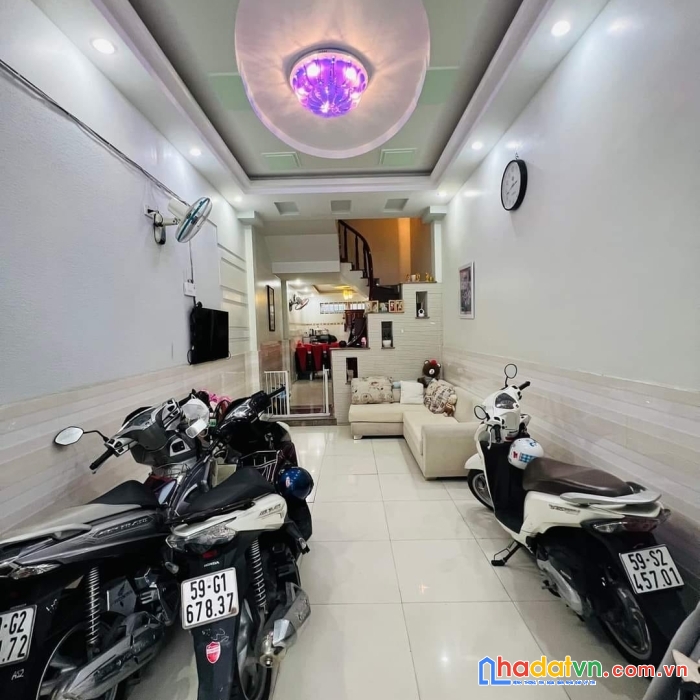 Tô ngọc vân 45m2 hẻm 4m, sát mặt tiền ngay chợ minh phát