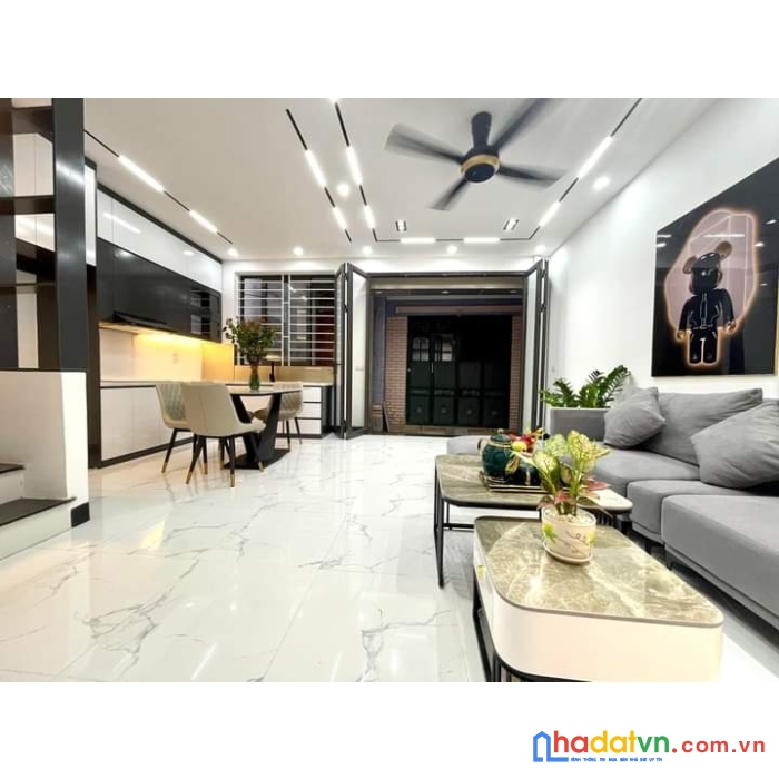 Bán nhà phố dương văn bé, quận hai bà. gần time city, dt 46m2, 5 tầng. chỉ 5.5 tỷ.