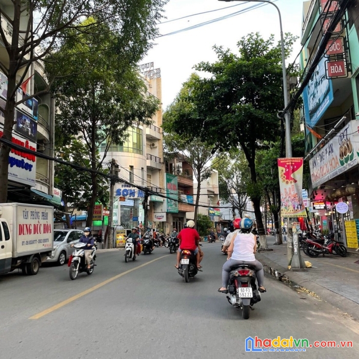 Bán nhà lầu mặt tiền phan đình phùng - con đường đông nhất nhì biên hoà, chỉ 8 tỷ