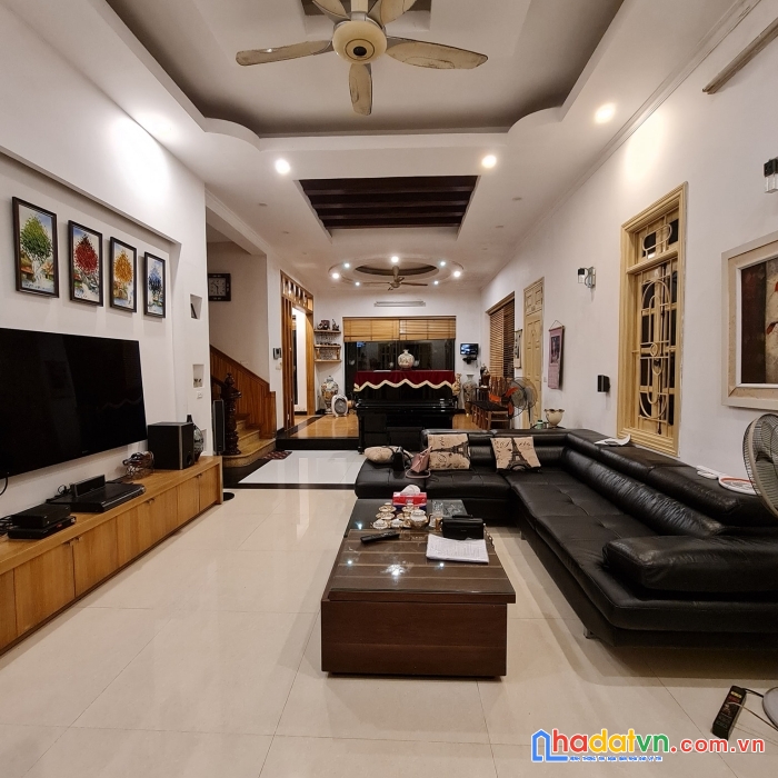 Biệt thự kđt mới sài đồng, sống đẳng cấp, 4 tầng, dt271m2, giá 27 tỷ.