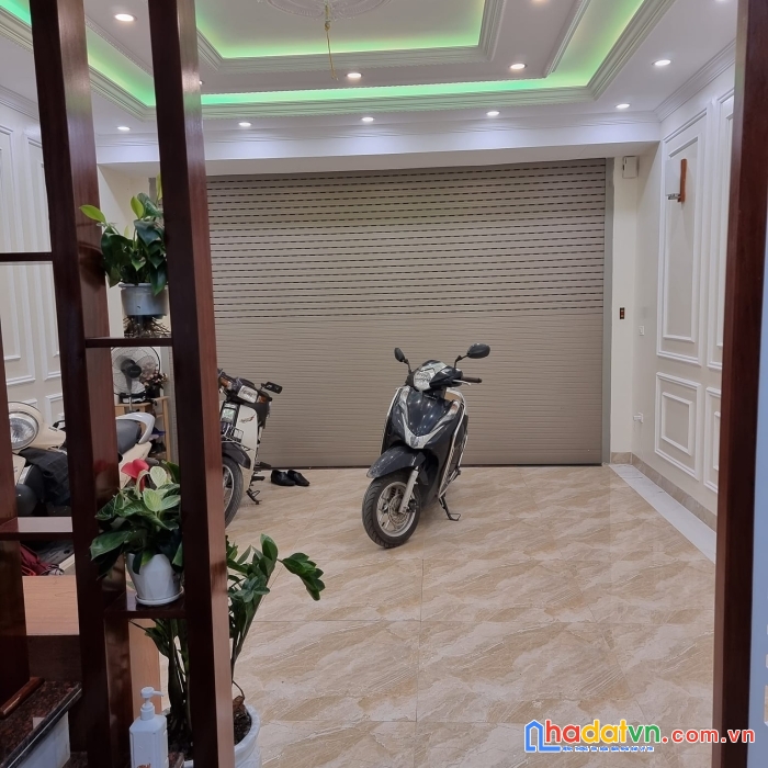 Bán nhà trần cung  36m, 5 tầng, nhà mới , ở ngay, 5.3 tỷ