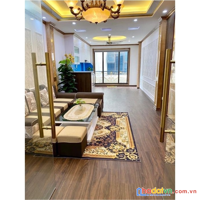 Bán nhà cự lộc, thanh xuân. 60m2, 5 tầng. 
✈️ hàng xóm royal city, sát phố, gần hồ.✈️